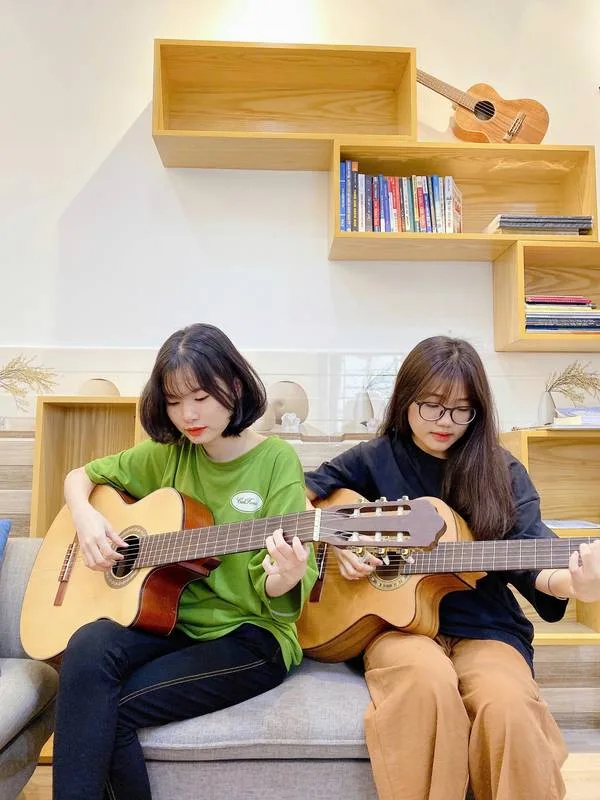 Khóa Học Guitar tại Suse Phương
